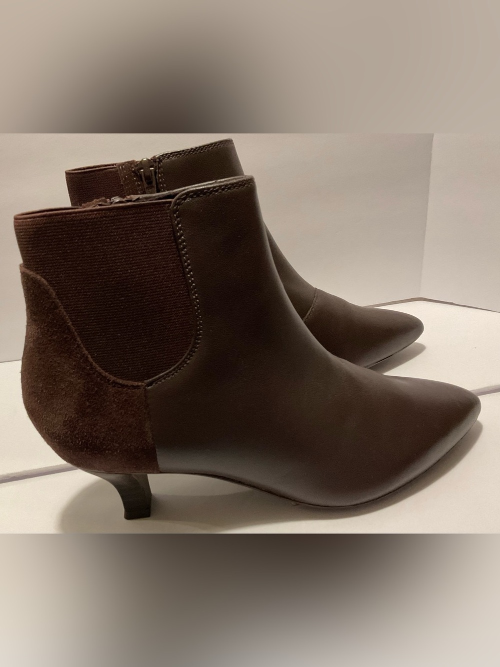 NWT - Clarks Women’s Kepley Erin Dark Brown Leather Boots, Sz 6M